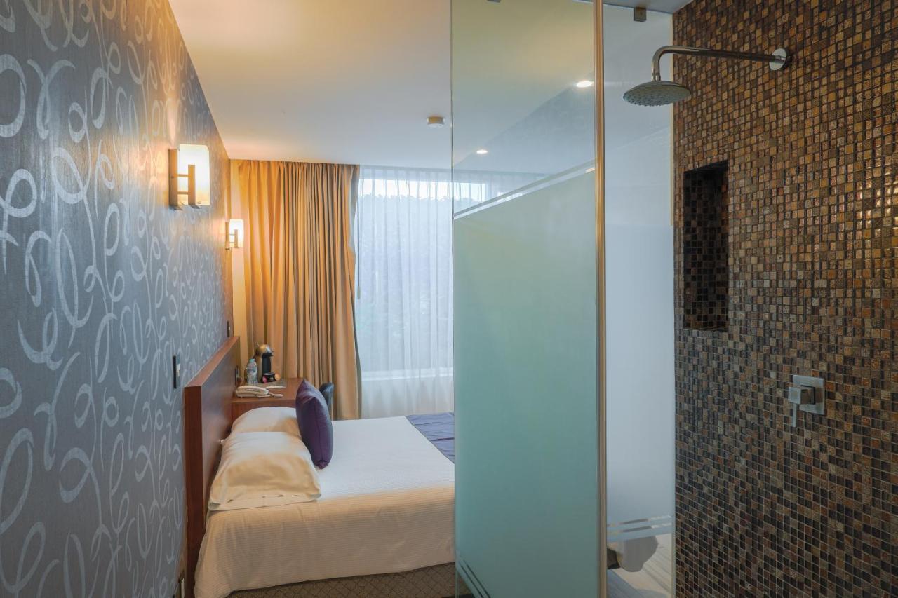 Terraza 10 Hotel ตูลา เดอ อัลเลนเด ภายนอก รูปภาพ